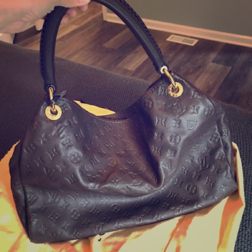 Louis Vuitton Empreinte Artsy MM